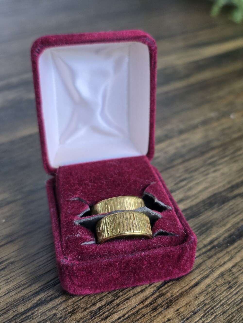 Charles Green & Sons 18k Gold Wedding Band Set Unique Rare